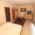 Apartment Eden - Menada *