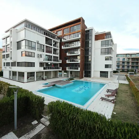 Apartment Eden - Menada