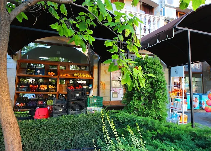 Eden - Menada * ساني بيتش